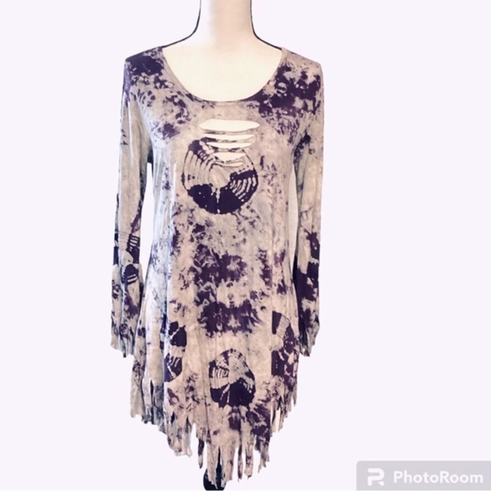 Tie Dye Designs Fringe Hem Asymmetrical Long Sleeve Dress w Cut-Out‎ Scoop Neck